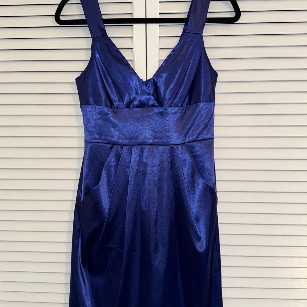 B. Smart Royal Blue Satin Prom Dress